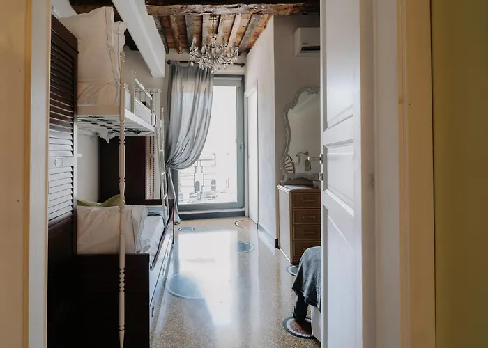 Le Stanze Del Piccadilly 호스텔 *