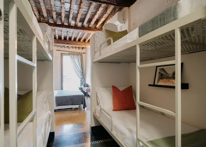 Le Stanze Del Piccadilly Vandrerhjem Genova